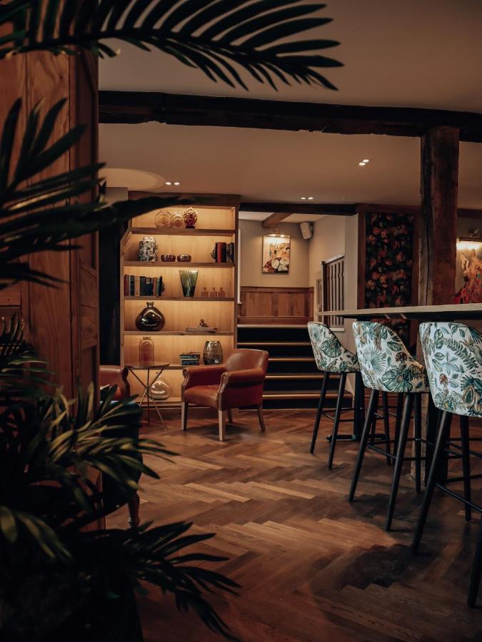 Lion & Swan Hotel Congleton Εξωτερικό φωτογραφία The bar at The Ivy Temple Row
